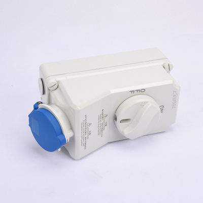 IP44 3P 16A 220V Soket Sakelar Interlock Mekanik Industri 6H