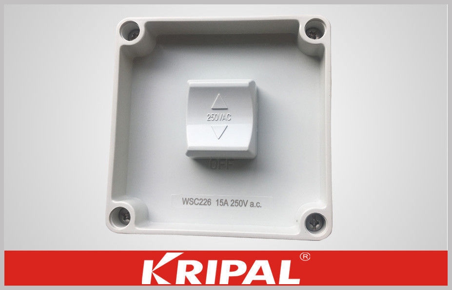 16A 250V IP56 Weatherproof Switch Socket / Sakelar Powerpoint Australia